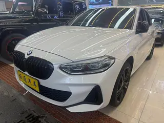 BMW 1 Series 2021 125i M Édition de nuit sportive Yao extérieur photo 1