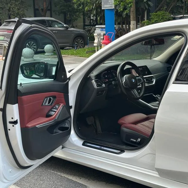 BMW 3 Series 2022 325Li M Sports Night Suit exterior photo 10