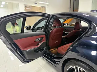 BMW 3 Series 2023 325i M Ensemble de sport intérieur photo 12