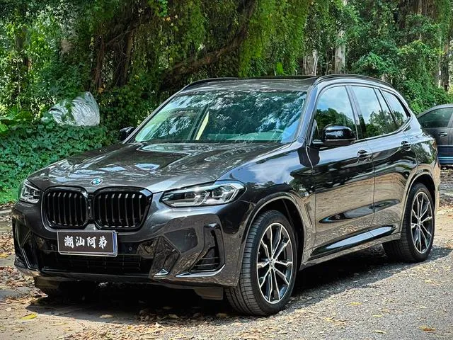 BMW X3 2023 xDrive30i Líder M Traje de noche Yao exterior foto 1 BMW X3 2023 xDrive30i Líder M Traje de noche Yao exterior foto 1