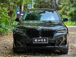 BMW X3 2023 xDrive30i Líder M Traje de noche Yao exterior foto 3 BMW X3 2023 xDrive30i Líder M Traje de noche Yao exterior foto 3