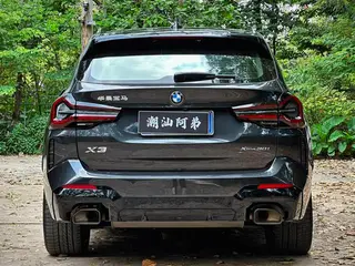 BMW X3 2023 xDrive30i Líder M Traje de noche Yao exterior foto 5 BMW X3 2023 xDrive30i Líder M Traje de noche Yao exterior foto 5