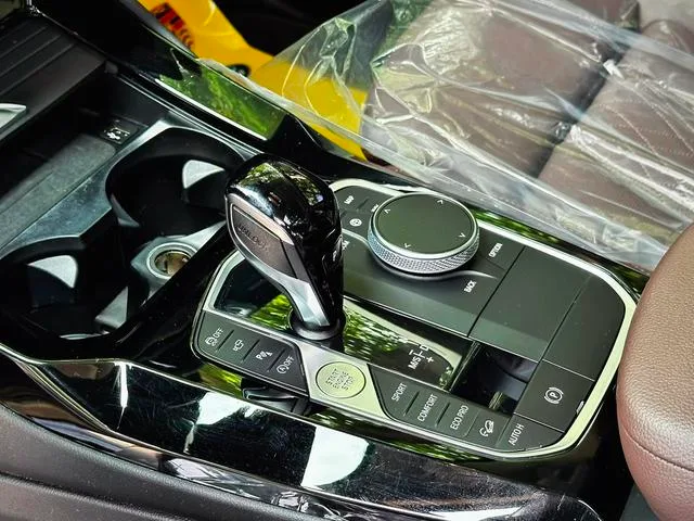 BMW X3 2023 xDrive30i Líder M Traje de noche Yao interior foto 16 BMW X3 2023 xDrive30i Líder M Traje de noche Yao interior foto 16