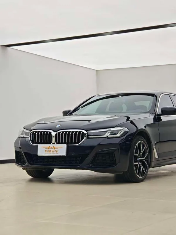 BMW 5 Series 2022 Second change 530Li Premium Class M Sports suit exterior photo 2 BMW 5 Series 2022 Second change 530Li Premium Class M Sports suit exterior photo 2