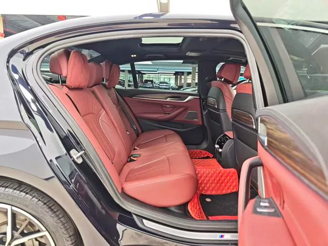 BMW 5 Series 2022 Second change 530Li Premium Class M Sports suit interior photo 9 BMW 5 Series 2022 Second change 530Li Premium Class M Sports suit interior photo 9