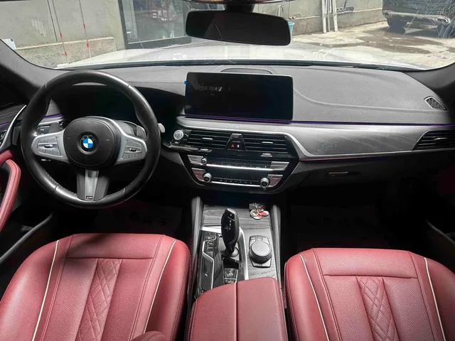 BMW 5 Series 2023 530Li Лидирующий M Спортивный костюм экстерьер фото 6