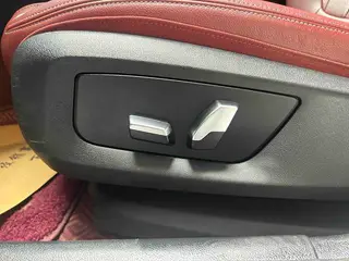 BMW 5 Series 2023 530Li Лидирующий M Спортивный костюм интерьер фото 12