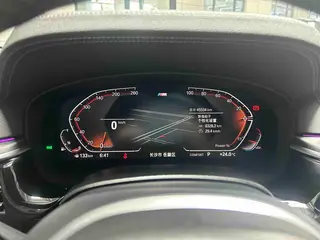 BMW 5 Series 2023 530Li Лидирующий M Спортивный костюм интерьер фото 13