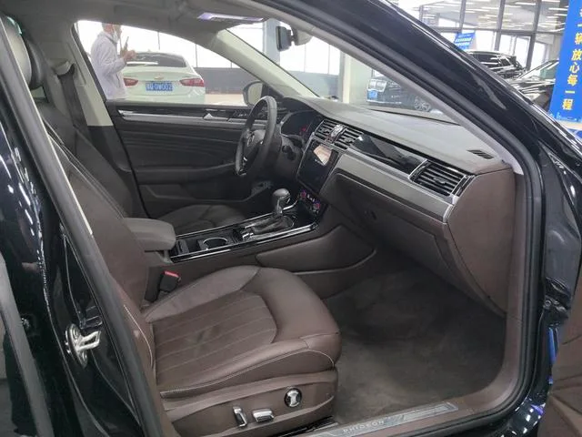Volkswagen Phideon 2021 380TSI Version de luxe intérieur photo 10