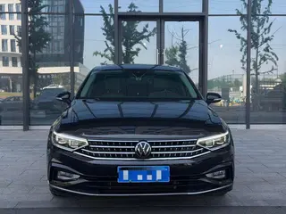 Volkswagen Magotan 2023 200 Dix mille éditions commémoratives 330TSI DSG Type de luxe extérieur photo 2