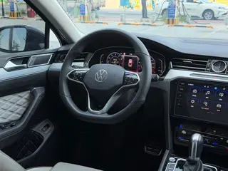 Volkswagen Magotan 2023 200 Dix mille éditions commémoratives 330TSI DSG Type de luxe intérieur photo 17