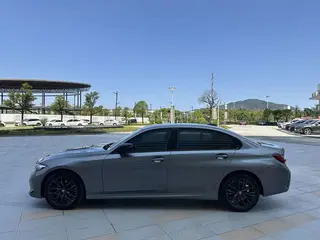 BMW 3 Series 2023 325Li M Set de nuit de sport extérieur photo 10