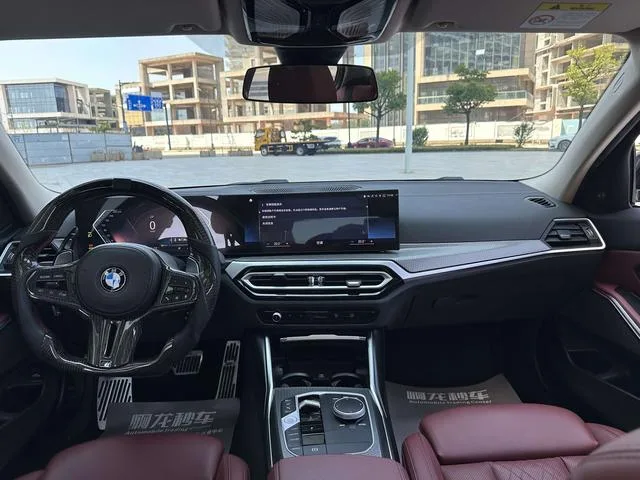 BMW 3 Series 2023 325Li M Set de nuit de sport intérieur photo 11