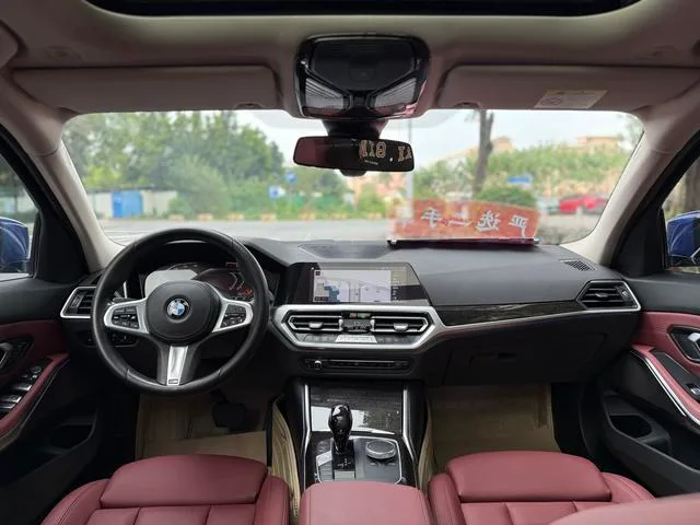 BMW 3 Series 2021 Segundo cambio 325Li M Conjunto deportivo interior foto 16 BMW 3 Series 2021 Segundo cambio 325Li M Conjunto deportivo interior foto 16