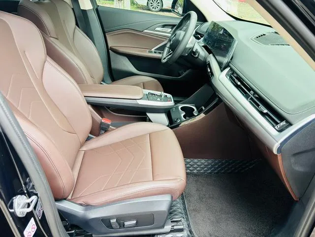 BMW X1 2023 sDrive25Li M Sports suit exterior photo 6 BMW X1 2023 sDrive25Li M Sports suit exterior photo 6