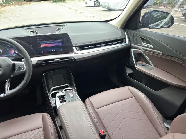 BMW X1 2023 sDrive25Li M Sports suit interior photo 12 BMW X1 2023 sDrive25Li M Sports suit interior photo 12