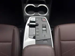 BMW X1 2023 sDrive25Li M Sports suit interior photo 13 BMW X1 2023 sDrive25Li M Sports suit interior photo 13
