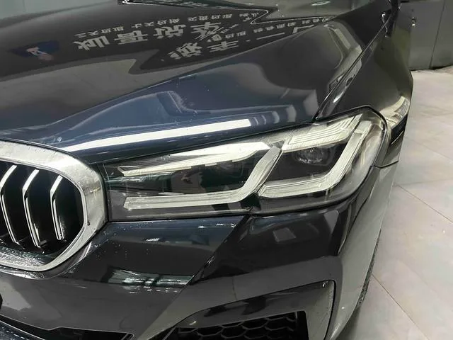 BMW 5 Series 2021 Reforma 530Li Líder M Conjunto deportivo interior foto 16 BMW 5 Series 2021 Reforma 530Li Líder M Conjunto deportivo interior foto 16
