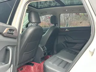 Volkswagen Tharu 2022 280TSI Two-wheel drive luxury edition interior photo 10
