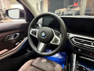 BMW 3 Series 2023 325Li M Ensemble de sport intérieur photo 12
