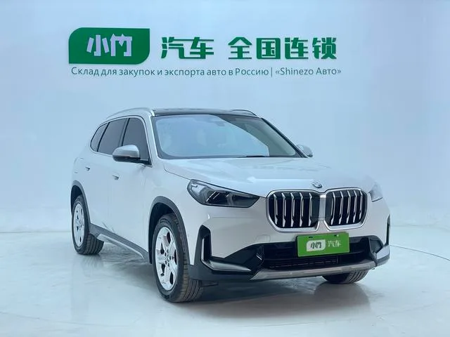BMW X1 2023 sDrive20Li X Traje de diseño exterior foto 3 BMW X1 2023 sDrive20Li X Traje de diseño exterior foto 3