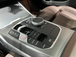 BMW 3 Series 2023 325Li M Set de nuit de sport extérieur photo 7