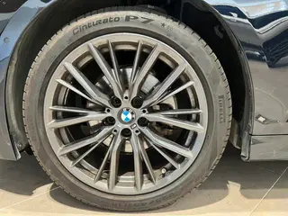 BMW 3 Series 2023 325Li M Set de nuit de sport intérieur photo 8