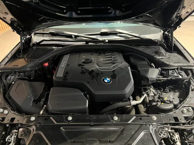 BMW 3 Series 2023 325Li M Set de nuit de sport intérieur photo 13