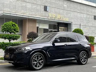 BMW X3 2022 xDrive25i M Спортивный костюм