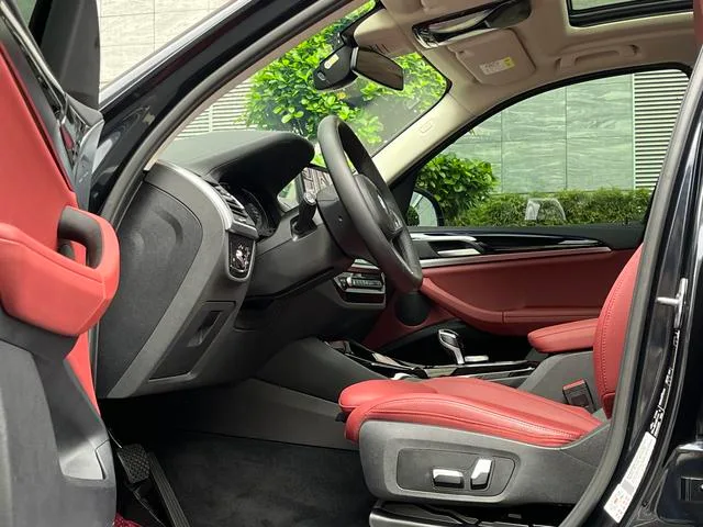 BMW X3 2022 xDrive25i M Conjunto deportivo exterior foto 8 BMW X3 2022 xDrive25i M Conjunto deportivo exterior foto 8