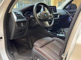 BMW X3 2022 xDrive30i Premium Class M Obsidian Night Suit interior photo 18 BMW X3 2022 xDrive30i Premium Class M Obsidian Night Suit interior photo 18