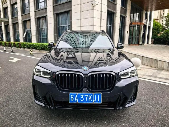 BMW X3 2022 Second change xDrive30i Leading Type M Obsidian Night Suit exterior photo 2 BMW X3 2022 Second change xDrive30i Leading Type M Obsidian Night Suit exterior photo 2