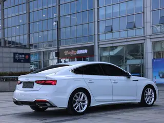 Audi A5 2024 Sportback 40 TFSI Tipo dinámico de moda exterior foto 8 Audi A5 2024 Sportback 40 TFSI Tipo dinámico de moda exterior foto 8