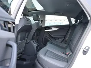 Audi A5 2024 Sportback 40 TFSI Tipo dinámico de moda interior foto 17 Audi A5 2024 Sportback 40 TFSI Tipo dinámico de moda interior foto 17