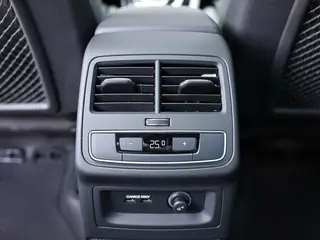 Audi A5 2024 Sportback 40 TFSI Tipo dinámico de moda interior foto 19 Audi A5 2024 Sportback 40 TFSI Tipo dinámico de moda interior foto 19