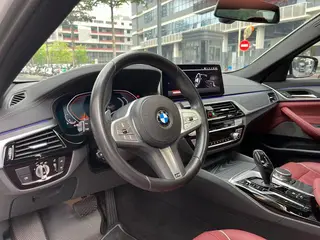 BMW 5 Series 2023 Restyling 530Li Leading Type M Sports suit interior photo 11 BMW 5 Series 2023 Restyling 530Li Leading Type M Sports suit interior photo 11