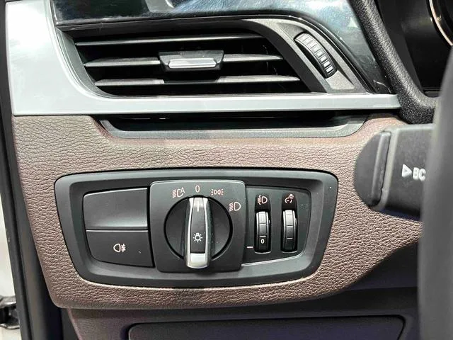 BMW X1 2021 sDrive25Li Líder interior foto 16 BMW X1 2021 sDrive25Li Líder interior foto 16