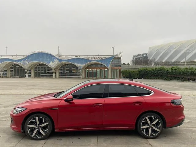 Volkswagen Lamando 2022 Lamando L 280TSI DSG Versión picante deslumbrante exterior foto 3