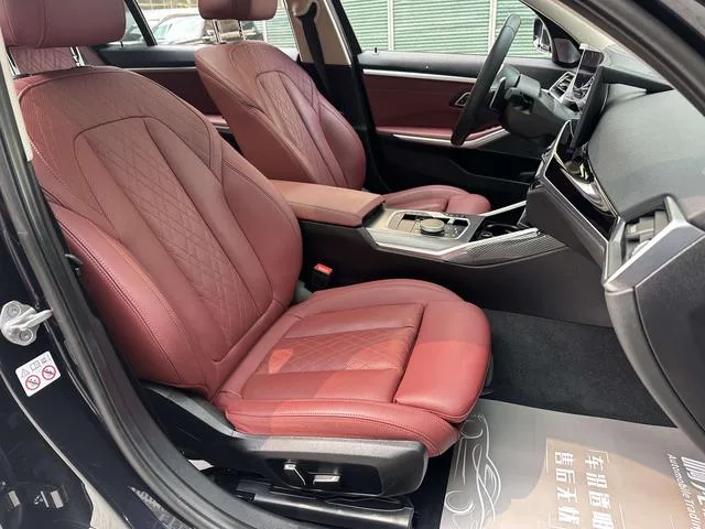 BMW 3 Series 2023 325Li M Sports Night Suit interior photo 14 BMW 3 Series 2023 325Li M Sports Night Suit interior photo 14