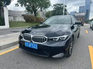 BMW 3 Series 2023 325i M Ensemble de sport