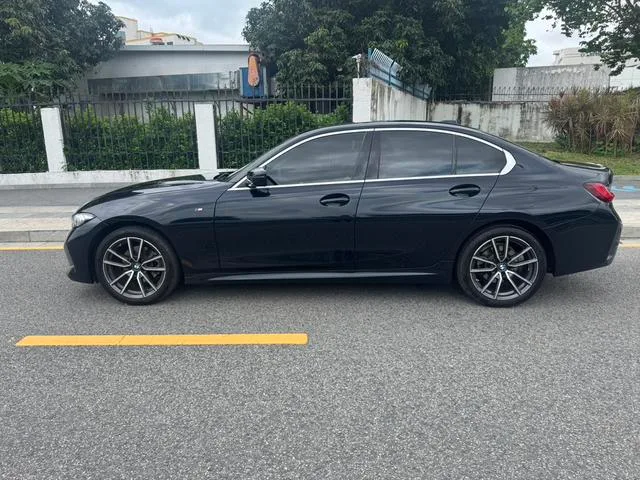 BMW 3 Series 2023 325i M Ensemble de sport extérieur photo 2