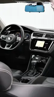 Volkswagen Tiguan L 2021 330TSI Автоматический полный привод R-Line Наслаждайтесь версией интерьер фото 9