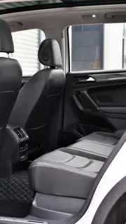 Volkswagen Tiguan L 2021 330TSI Автоматический полный привод R-Line Наслаждайтесь версией интерьер фото 10