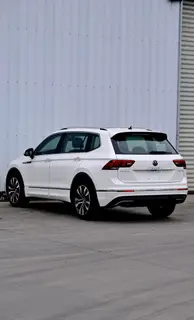 Volkswagen Tiguan L 2021 330TSI Автоматический полный привод R-Line Наслаждайтесь версией интерьер фото 11
