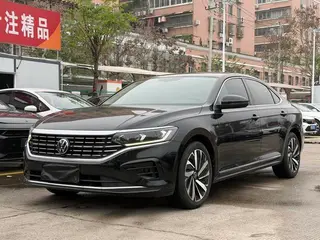Volkswagen Passat 2022 330TSI Элитная версия