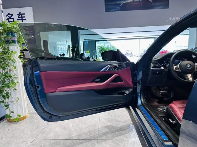 BMW 4 Series 2022 Restyling 425i M Sports Night Suit interior photo 14 BMW 4 Series 2022 Restyling 425i M Sports Night Suit interior photo 14