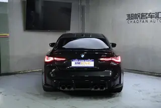 BMW M4 2023 M4 Coupé M xDrive Versión Thunder exterior foto 4 BMW M4 2023 M4 Coupé M xDrive Versión Thunder exterior foto 4