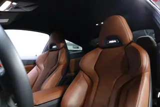 BMW M4 2023 M4 Coupé M xDrive Versión Thunder interior foto 16 BMW M4 2023 M4 Coupé M xDrive Versión Thunder interior foto 16