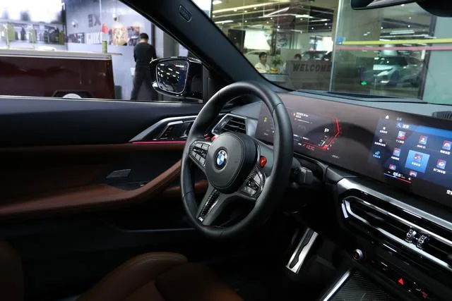 BMW M4 2023 M4 Coupé M xDrive Versión Thunder interior foto 17 BMW M4 2023 M4 Coupé M xDrive Versión Thunder interior foto 17