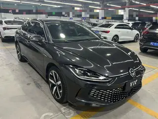 Volkswagen Lamando 2022 Lamando L 280TSI DSG Versión picante exterior foto 3 Volkswagen Lamando 2022 Lamando L 280TSI DSG Versión picante exterior foto 3